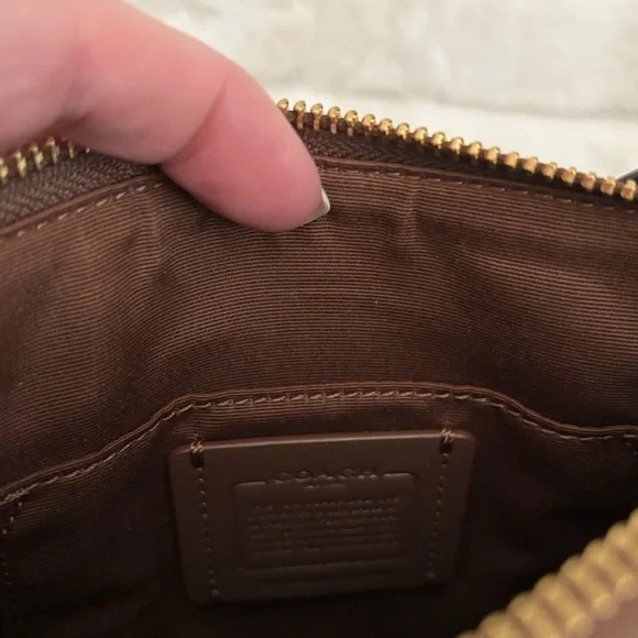 Coach Snowflake File Crossbody Bag & Matching slim wallet SET - Picture 4 of 7